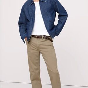 Banana Republic Khaki Straight 5-Pocket Pants 34 x 36, 97% cotton, 3% Spandex